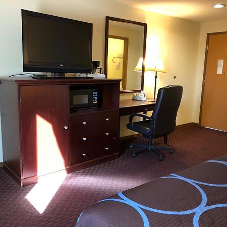 Super 8 By Wyndham Lewiston Hotel Exterior photo