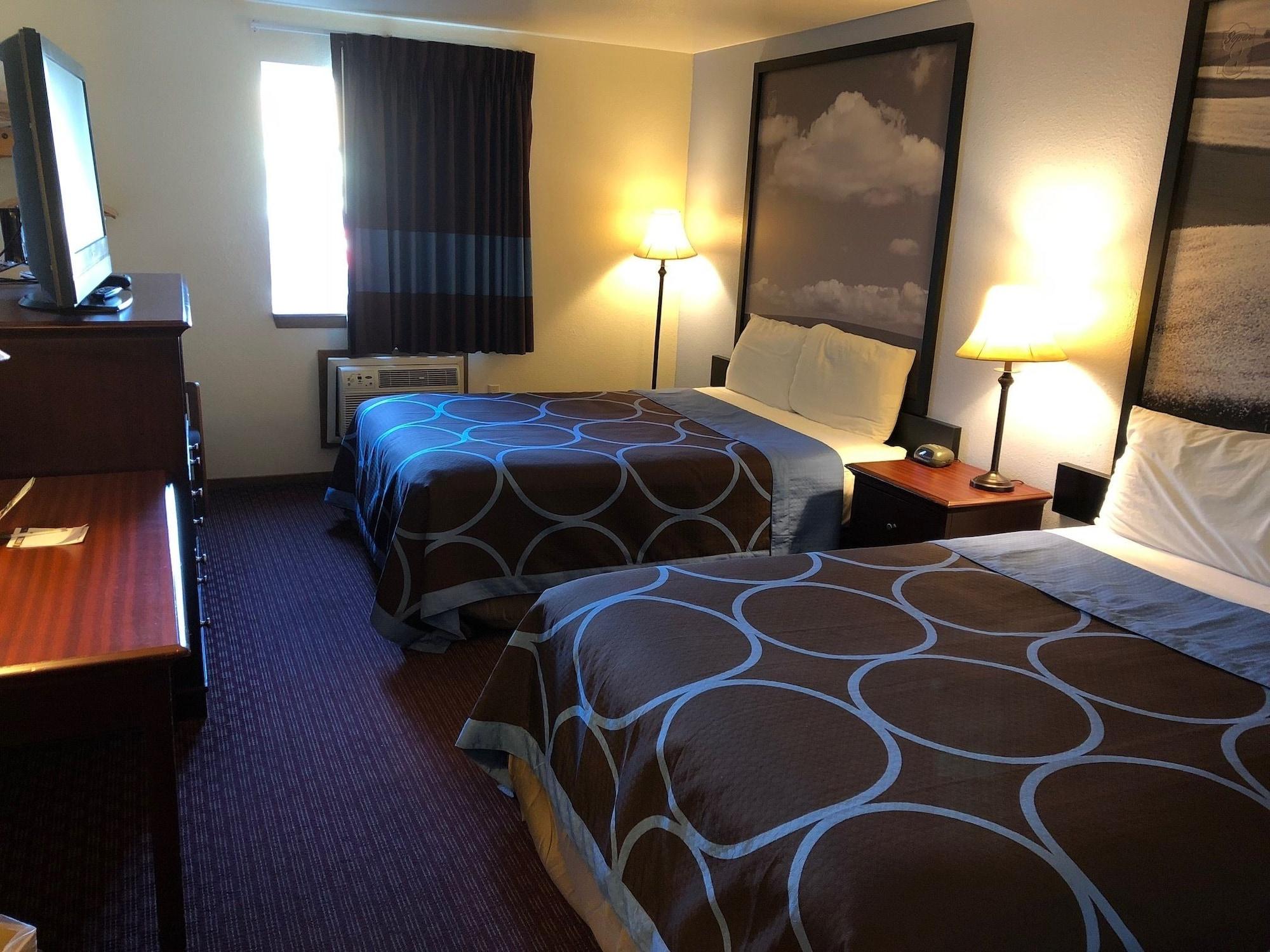Super 8 By Wyndham Lewiston Hotel Exterior photo